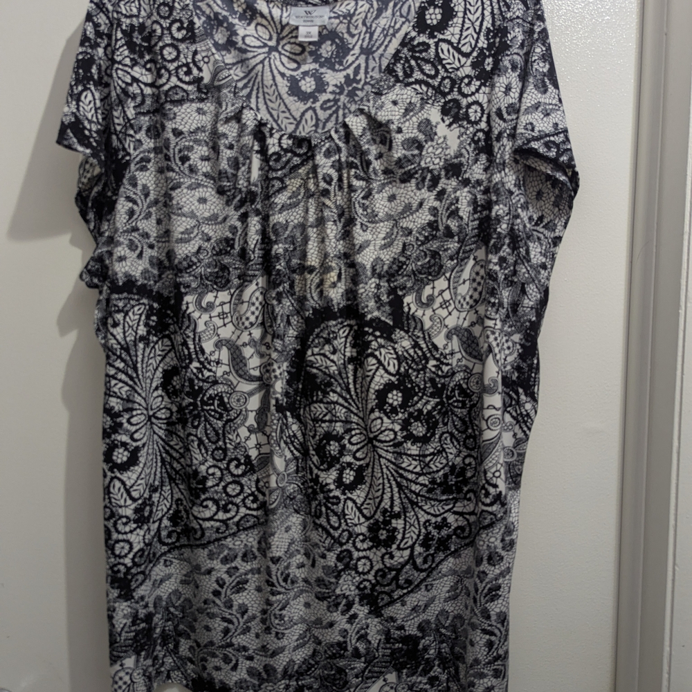Worthington Black and White Paisley Blouse